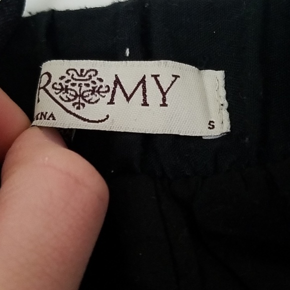 Small Romy skirt - Picture 2 of 3